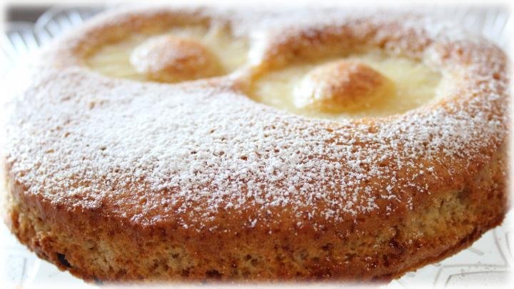 D27682635's tweet photo. una nuova torta sul mio canale @YouTube 
TORTA SOFFICE ANANAS E CIOCCOLATO
vi aspetto qui https://t.co/xAHlg28r2G https://t.co/BAzXZxr4b4