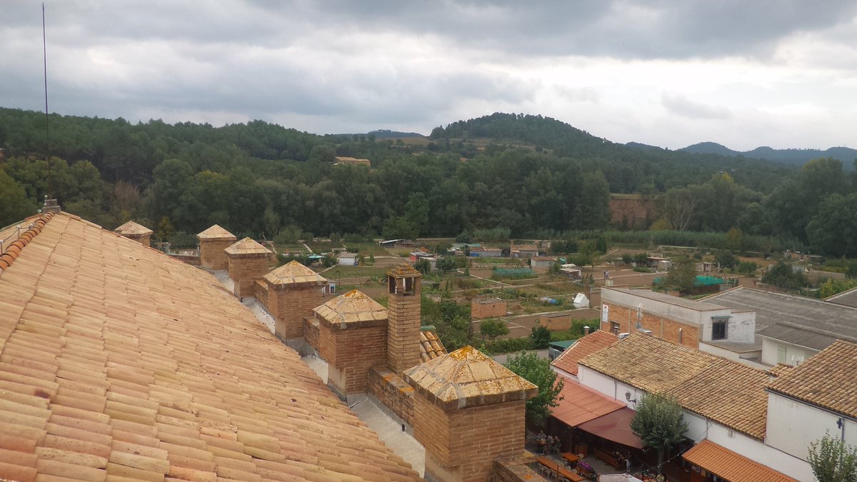 LogosBergueda's tweet photo. Demà a les 11:00, a la plaça de l'església,  visita als espais de l'Ametlla de Merola, perquè els pugueu fotografiar, 4rt Certamen Àngel Prat. Càmeres i mòbils, segur que en sortirà una bona FOTO!#terradefuturs  #BaixBerguedà #paisatgerural #patrimoniindustrial #berguedà_turisme https://t.co/sGkSp8cFcL