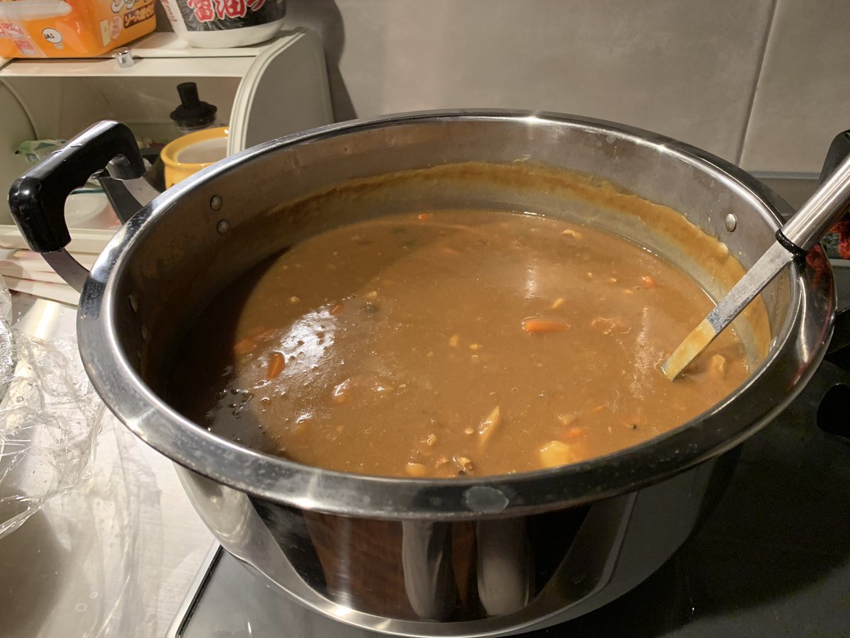 vtuberhack's tweet photo. VTuberハッカソン全国ツアー2019島根大会
夜ご飯のカレー🍛
#xrshimane
#VTuberHack
#VTuberHackShimane https://t.co/b8kihLIY9y