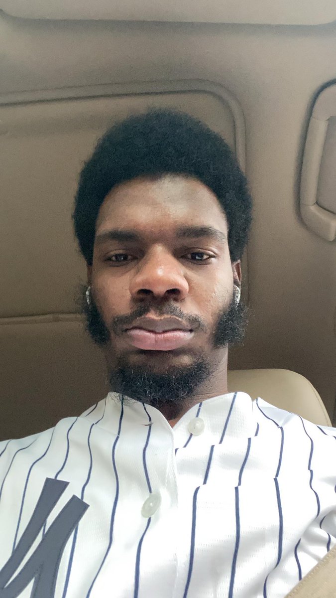 ‘Quanie tweet media