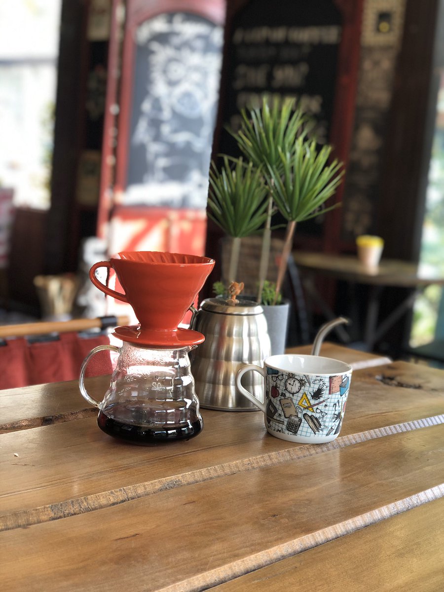 Günaydın 🌞😃☀️ #kahvecibykuss #şehrinkahvecisi #Tokyo #herseyseninleguezel #cumartesi #kizilelma #TCDDihaleyiiptalet #Aliyaİzzetbegovic #Ankara #Coffee #Dubai #Galatasaray #coffeetime #London #love