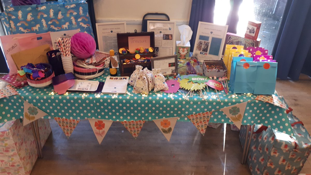 perfectpartybo1's tweet photo. Come on down to the #ecofair in wimborne today....10- 4 at The Allendale Centre!! We're all ready for you @perfectpartybo1 @Wimborneminster #partyready #planetfriendly #plasticfree #waronplastic #autumn #stunning https://t.co/OI3NT9J84E