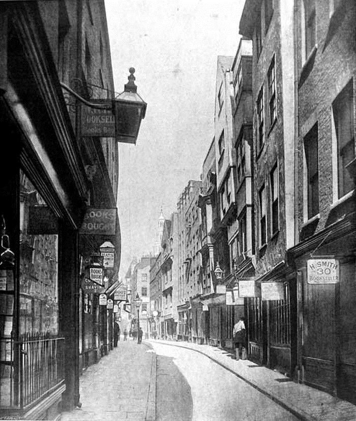 queer_heritage's tweet photo. Behind the St. Clemens Danes on the Strand was the former location of Holywell Street, an alleyway notorious for its radical politics and erotica. Political movements for the working class were based here, such as Chartism, funded by profits from erotica. #queerheritage https://t.co/h3b0ZWmn5e