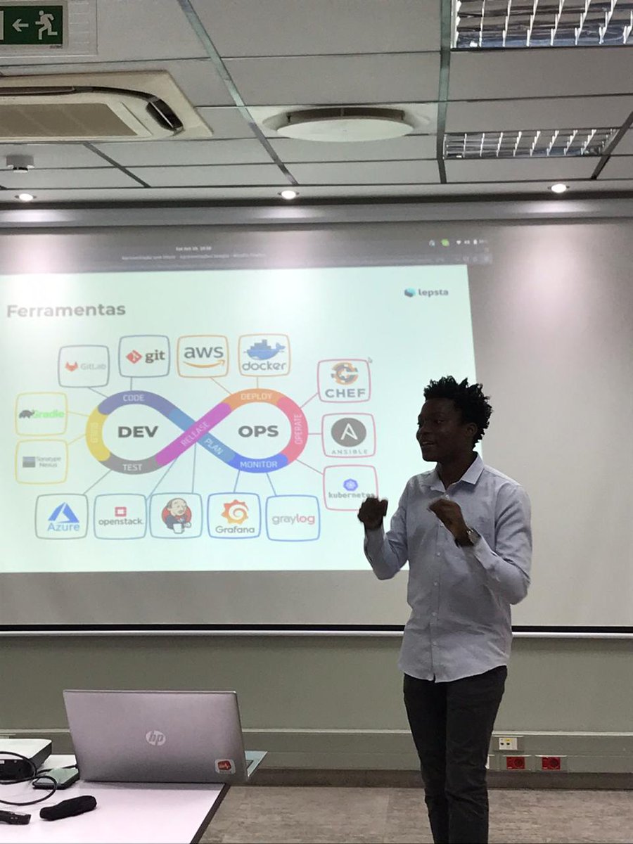 _lepsta's tweet photo. @Edygencio currently speaking on tools of devOps, importance and use of Devops and the Calms model.
#DevOps #lepstaMaputo #Engineering #devopstools #Africa #SoftwareEngineering #Mozambique https://t.co/aazd4h4MIR