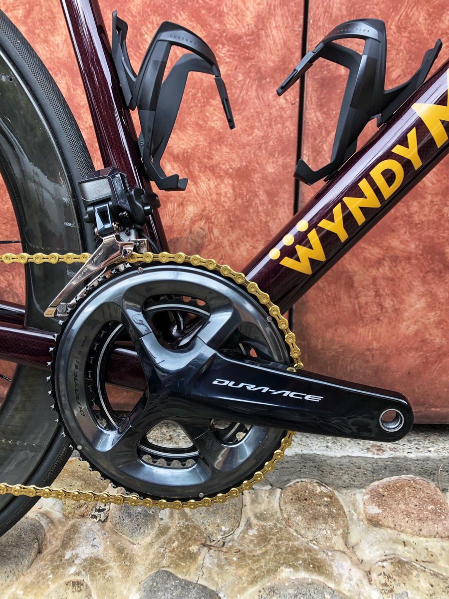 WyndyMilla's tweet photo. The brand new WyndyMilla Massive Attack is getting its first outing at @Haute_Route Mexico 🇲🇽. Handmade craftsmanship, fitted perfectly to the rider, exquisitely painted to the exact specifications of the owner - put simply, more than just a bike; an extension of the rider. https://t.co/wZ7qEWFvoK