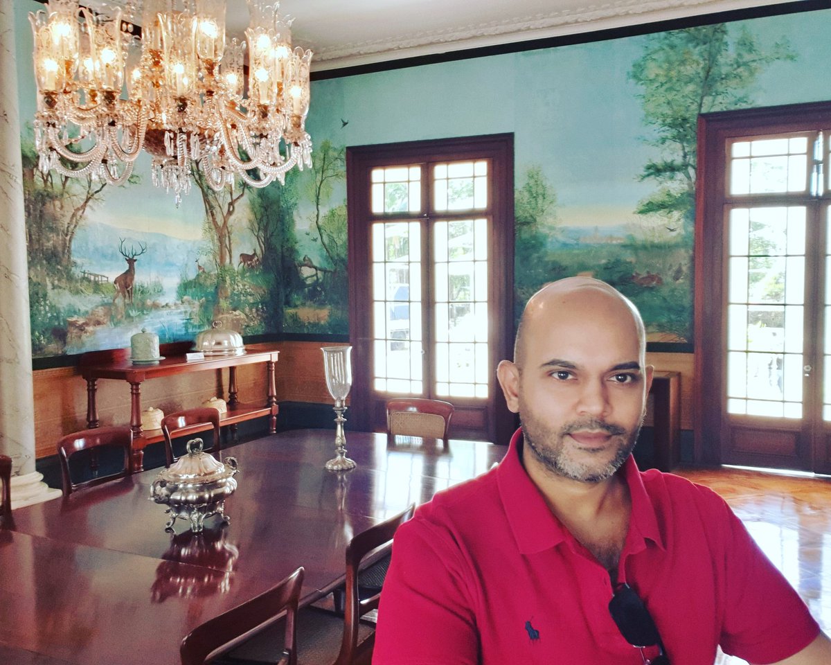 varshansookhun's tweet image. Feeling regal at Chateau De Labourdonnais  - a natural setting where the history is beautifully merged with architecture, flora, orchards, cuisine and Mauritian expertise.

#ratherbeinmauritius 
#mauritiustourism 
@mauritius.za