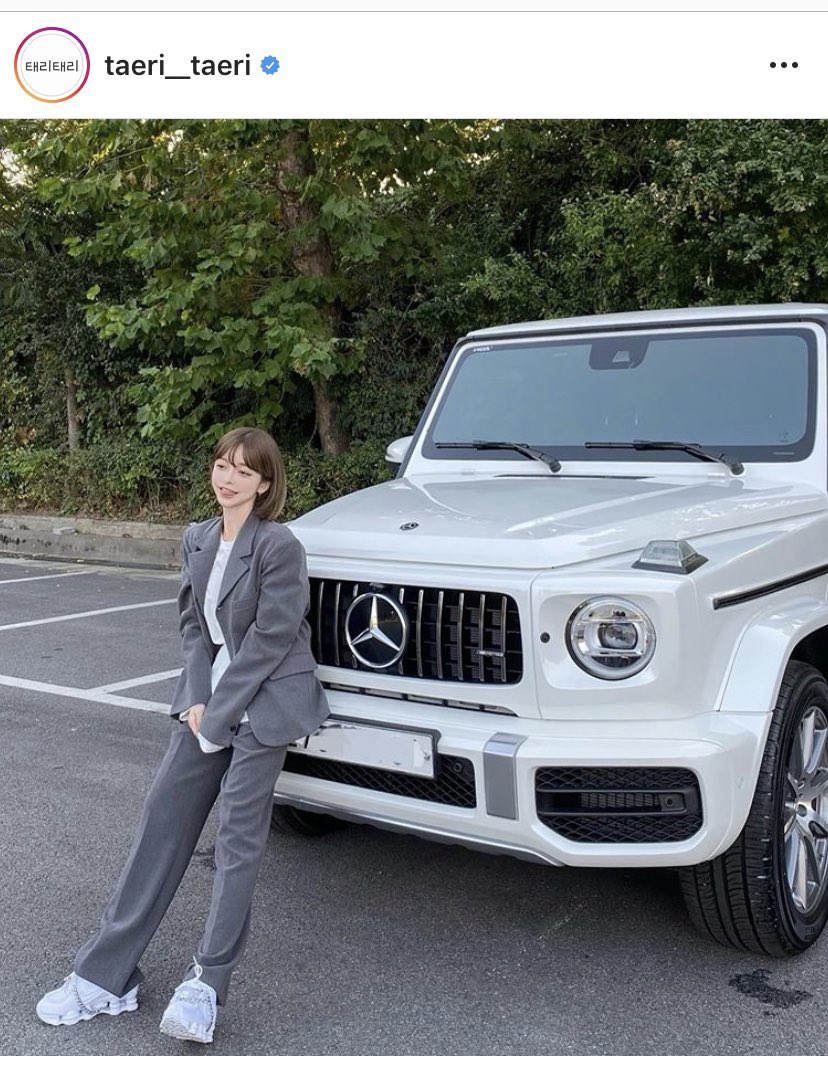 Hikaru Isoda 韓国のインフルエンサーのテリちゃん ベンツのゲレンデ購入してる 最近のインフルエンサーは 高級車やマンション買いましたー ってオープンにしてる気がする 前は 稼いでるのをオープンしている人に対して叩きがちだった気がするので