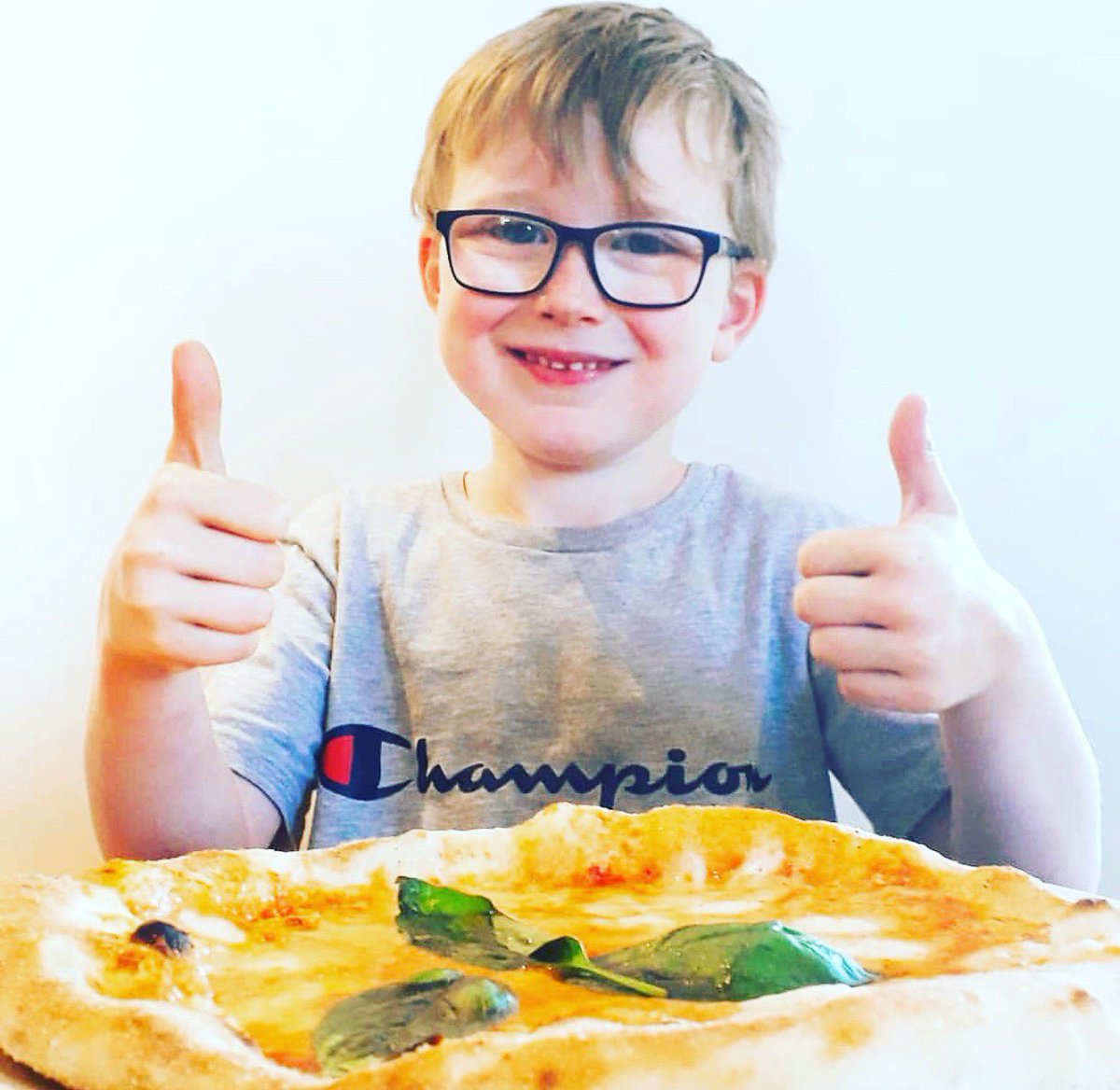 TheProduceHall's tweet photo. Look at this champ! Heβs giving us the full weekend vibes... ππβ€οΈππ₯³
@stoneislandsk5 #whataledge #cooldude #coolcat #pizzatime #stockport #pizza #halfterm #doublethumbsup #theproducehall #stockportproducehall #stockportsocial #stockportmarketplace #stockportoldtown https://t.co/BlvRGDW1jH