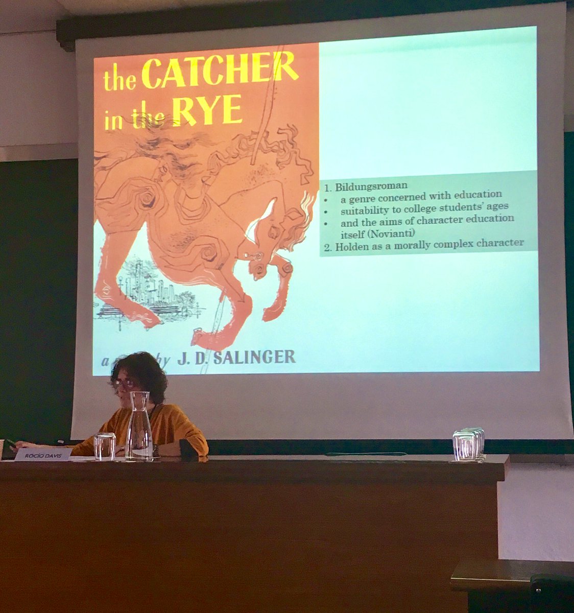 CoreUnav's tweet photo. Rosa Fernández Urtasun, professor at @fylunav and member of @geac_unav, talks about how Holden, the main character in ‘The Catcher of the Rye’ helps students’ character to grow. #CoreConference19 @rfluxus https://t.co/O2yPnTb2tb