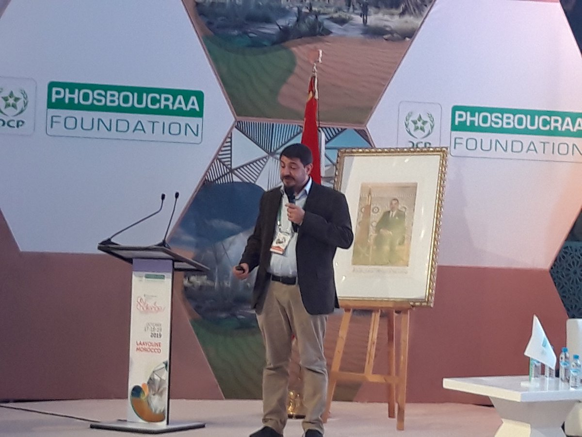 Phos_Foundation's tweet photo. Today open session. Presenting cities by @ocpgroup #sadv #saedm #technopolefoumeloued #laayoune #morocco #ecotechnology #urban #developement #resilience https://t.co/8Zmqe1ZC1C