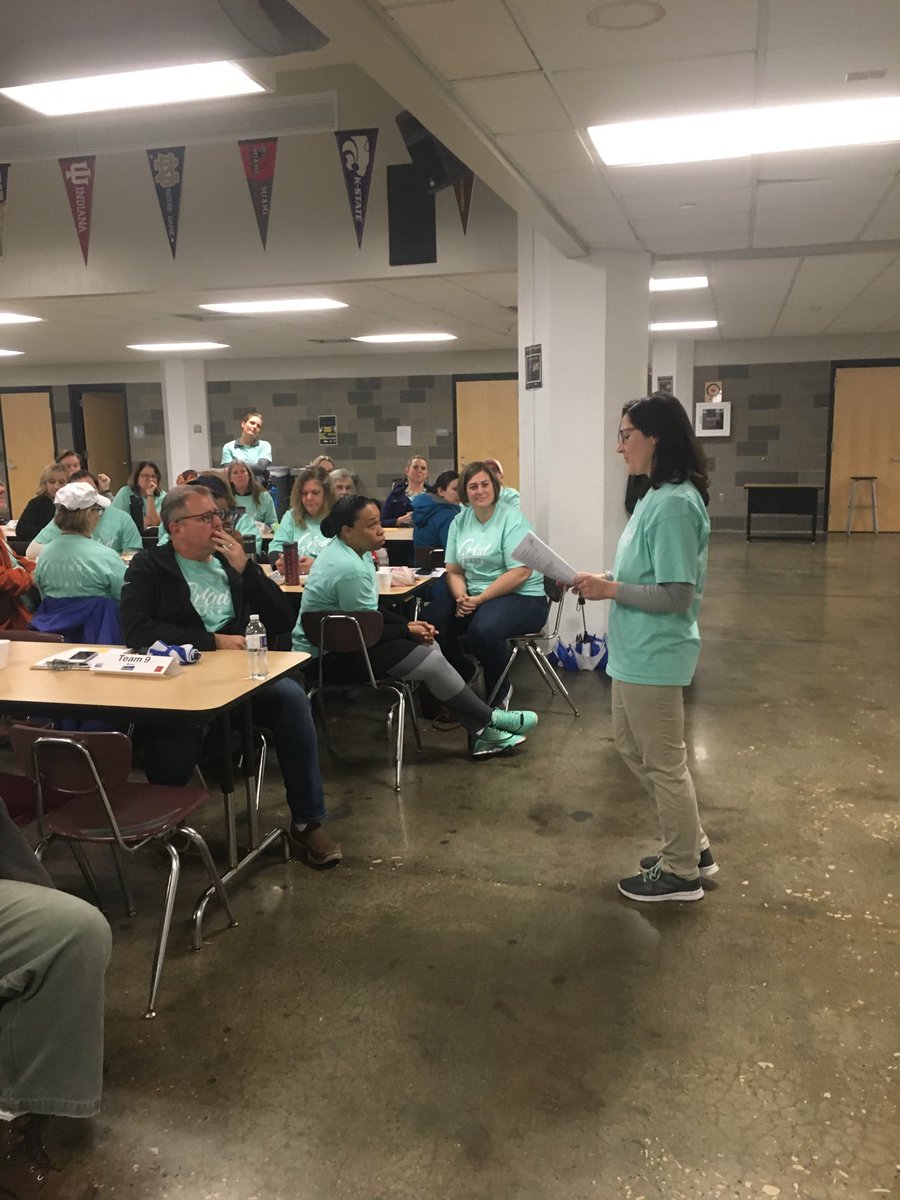 scavohs's tweet photo. Katherine Reyes from @WellsFargo addressing Scavo Team. #gradwalkdsm #liveuniteddsm https://t.co/luBYZxsFzW