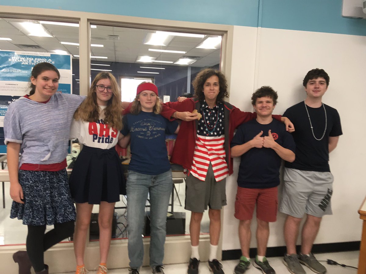 Yesterday was a great wrap up to spirit week! Patriot out with Jay from Triforce