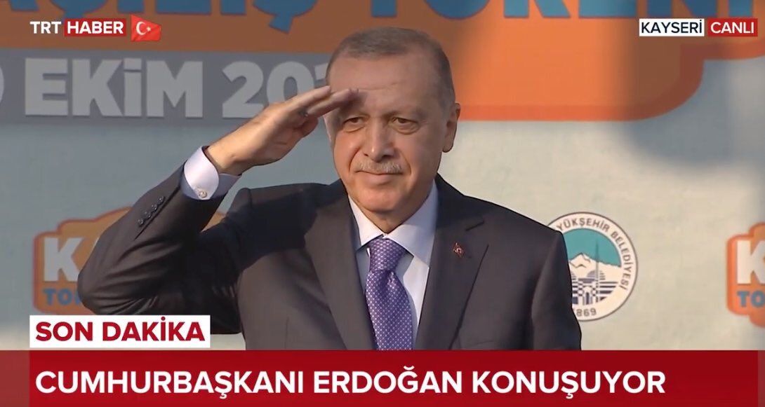 Başkan Erdoğan 
Kayseri’de asker selamı #MehmetciğeSelamGönder