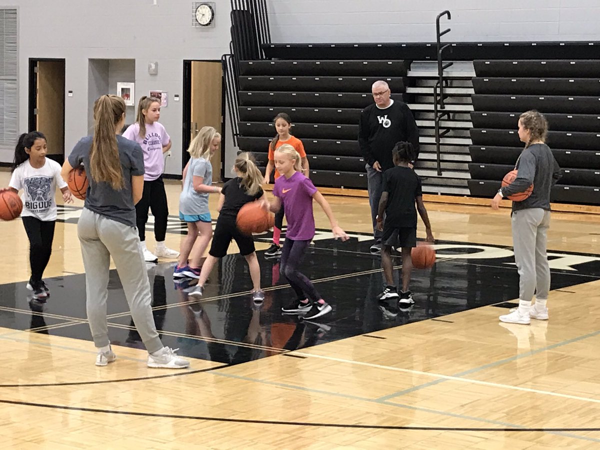 Great job by Coach Chapman, Coach Van Rhee, and the Panther players helping out at the girls basketball third and fourth grade clinic this morning