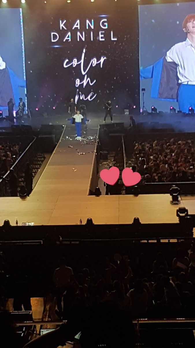 KangEuigeonn's tweet photo. Spread your wings,
Soar high, and
if you fall, we will catch you before you touch the ground and lift you up again.
Fly. Grow. Soar high
We always got your back,,,always

#ColorOnMeInManila 
#KangDanielinManila 
#KangDanielinMNL
#ColorOnMeMNL
#KANGDANIEL https://t.co/rvB97js3bP