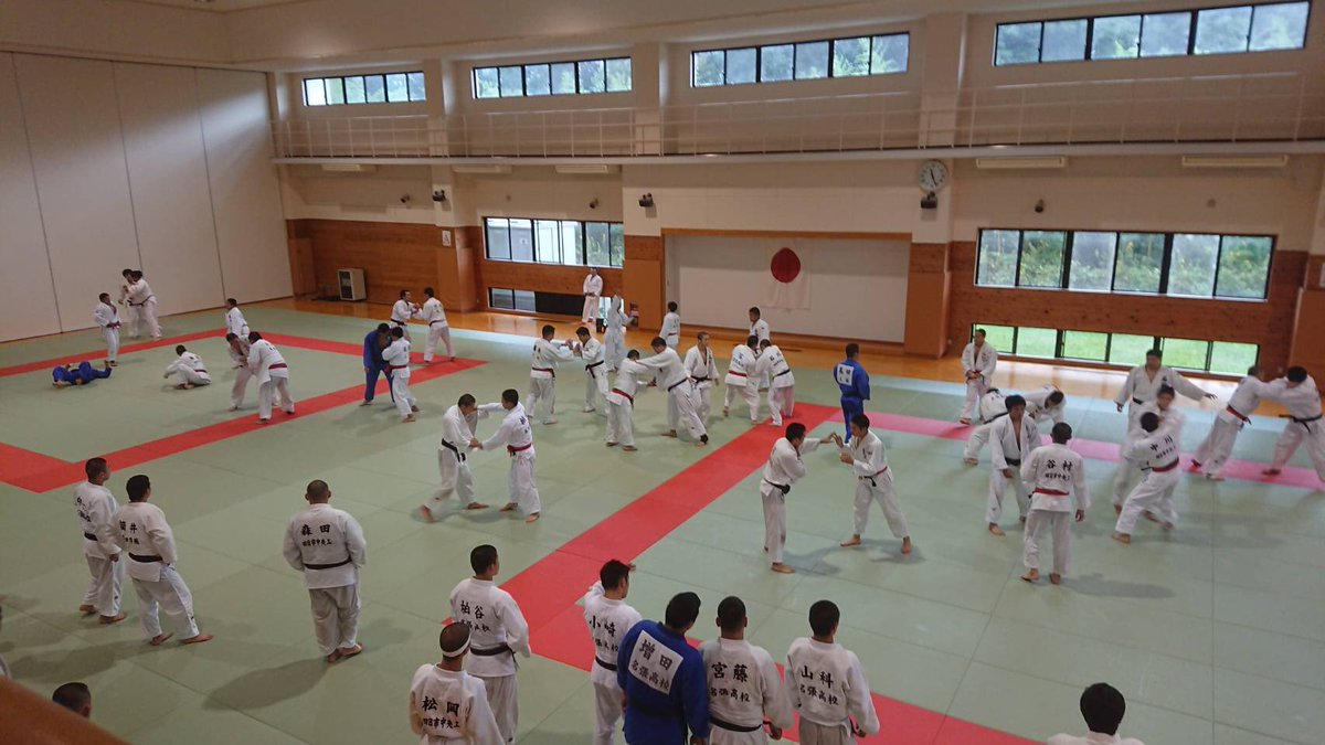 三重大学柔道部 今日は名張市武道交流館いきいきで行われた合同練習に参加してきました 名張高校 四中工 高田高校 三重 刑務所と強豪ばかりで充実した練習ができました 送迎してくださった高田高校の上路先生にはこの場を借りて御礼申し上げます 三重大学柔道部 今日は名張市武道交流館いきいきで行われた合同練習に参加してきました 名張高校 四中工 高田高校 三重 刑務所と強豪ばかりで充実した練習ができました 送迎してくださった高田高校の上路先生にはこの場を借りて御礼申し上げます