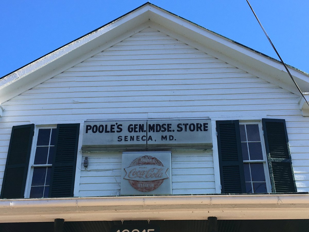 MontgomeryParks's tweet photo. The store was built by Frederick A. Allnutt in 1901 and stayed in the family until 1965.

Employee Raymond E. Poole then took it over the business and ran it with his family until it closed in 2010. 

#HistoryInTheParks https://t.co/tzcgxtNB6N