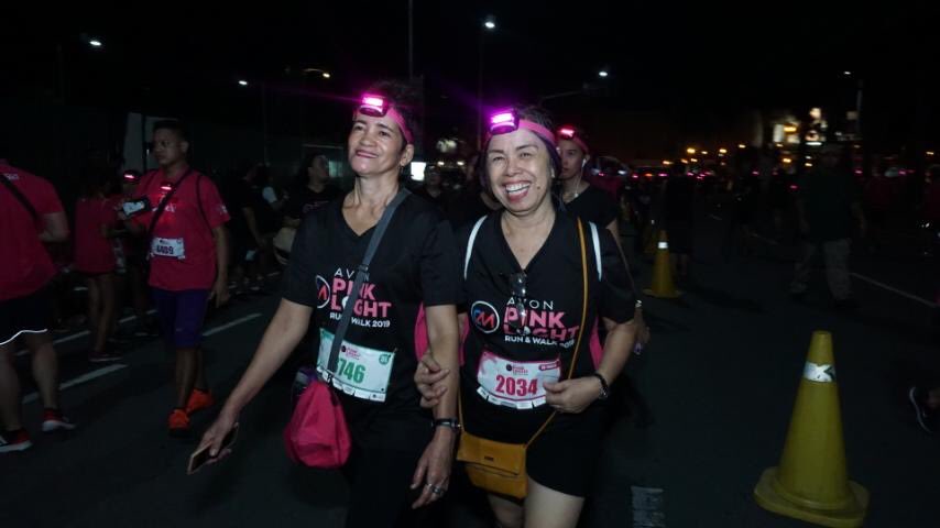 AvonPH's tweet image. Ready, set, go! 🏃‍♀️ Our beautiful Avon representatives are joining us in taking that extra mile to race against #BreastCancer! #AVONRacetoRaise #AvonPinkLightXColorManila