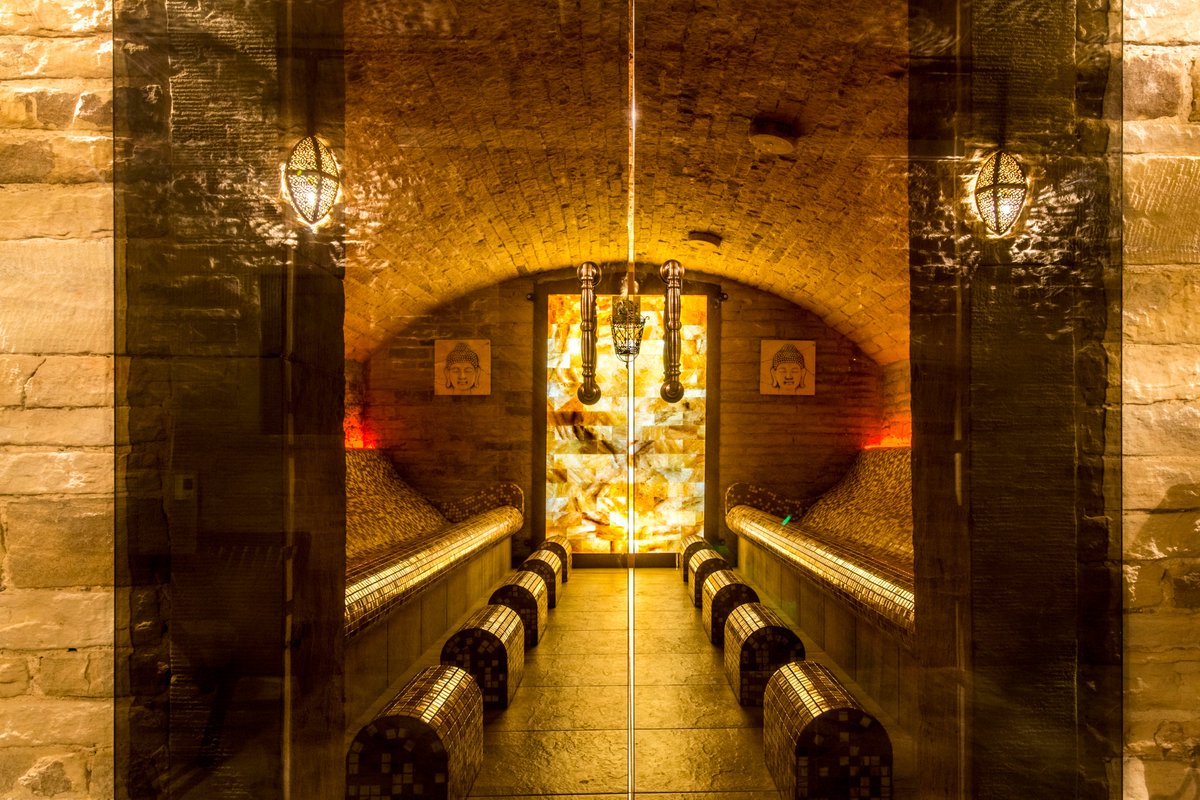 Do you look after yourself enough? Read our blog to understand how important self-care is for your health and well-being.

alexandrahouse.org.uk/blog/why-self-…