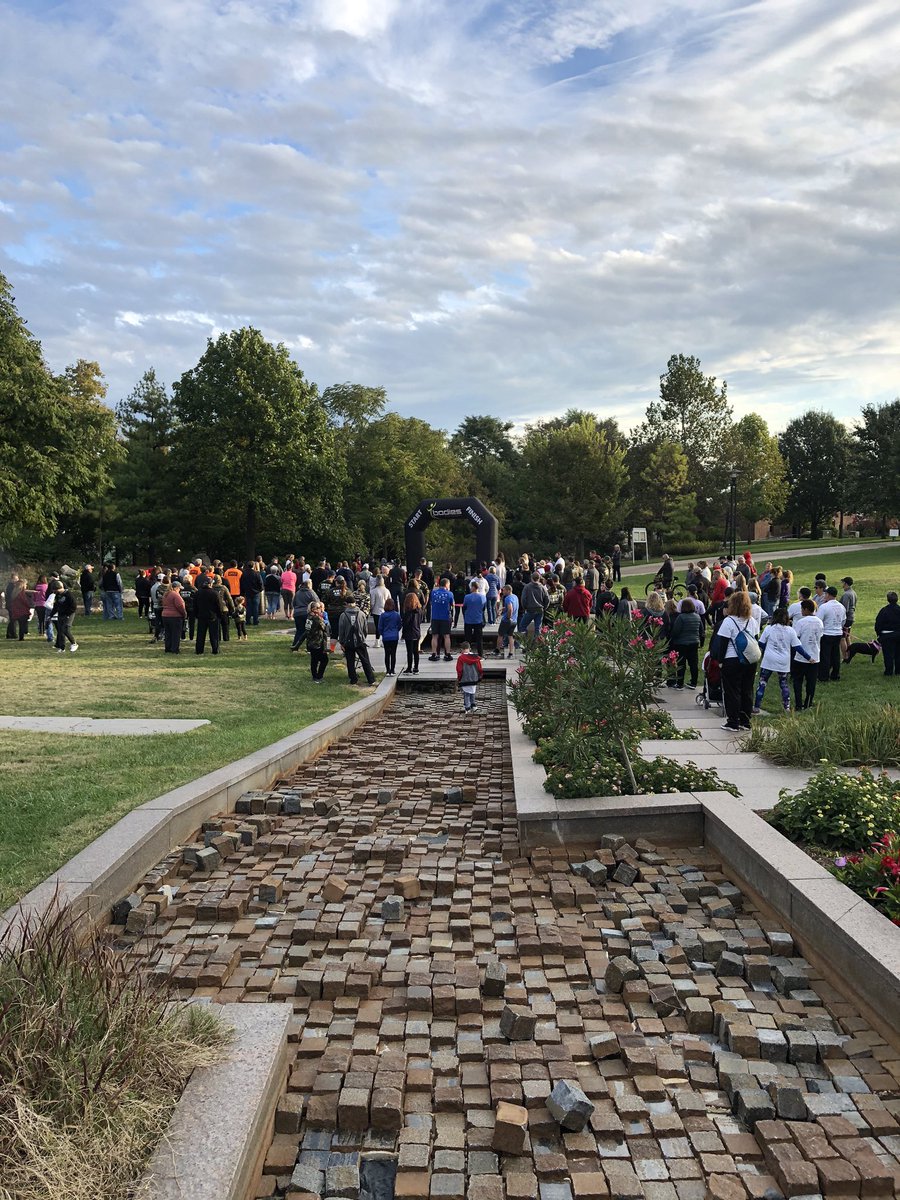 aamchunt's tweet image. Great start to the morning. Walking in memory of Emily Anglen and supporting MADD. #EmmysArmy #WalkLikeMADD