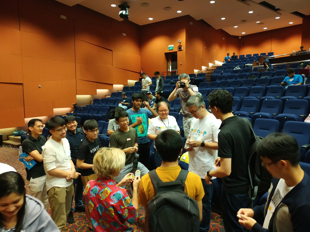 Spoke at #geekcampsg this morning about Tanuki, caught up with some old friends and first time distributing stickers for my project! github.com/sausheong/tanu…