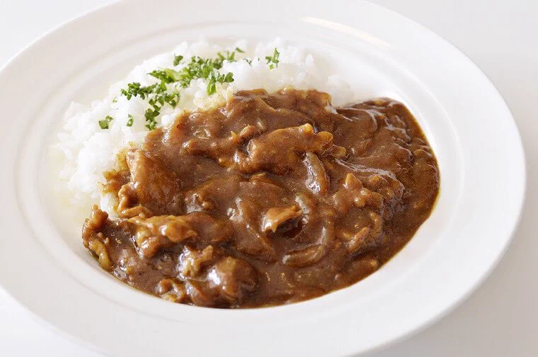 我が家のカレーはこれに変更！？「煮込まないカレー」の作り方！