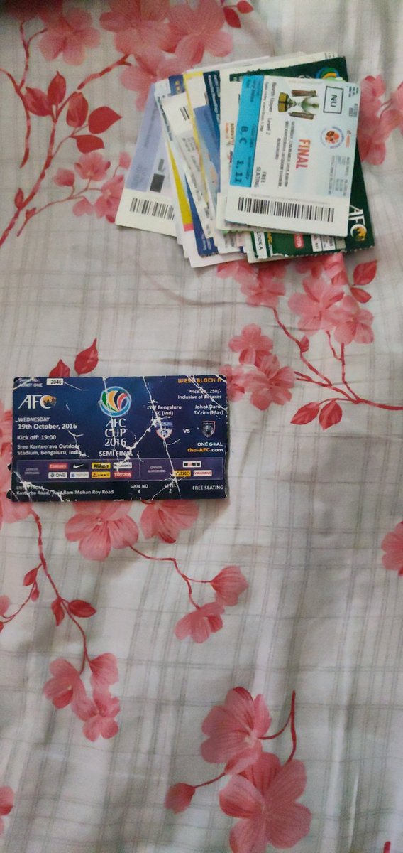 ayebonda's tweet photo. Of all the nights I've spent at the Kanteerava, this one still gives me goosebumps. To conquering more uncharted territories!
@WestBlockBlues @bengalurufc 

#WeAreBFC #AFCCup2016 #AFCCup #ThisDayThatYear https://t.co/WaGlSaIGAp