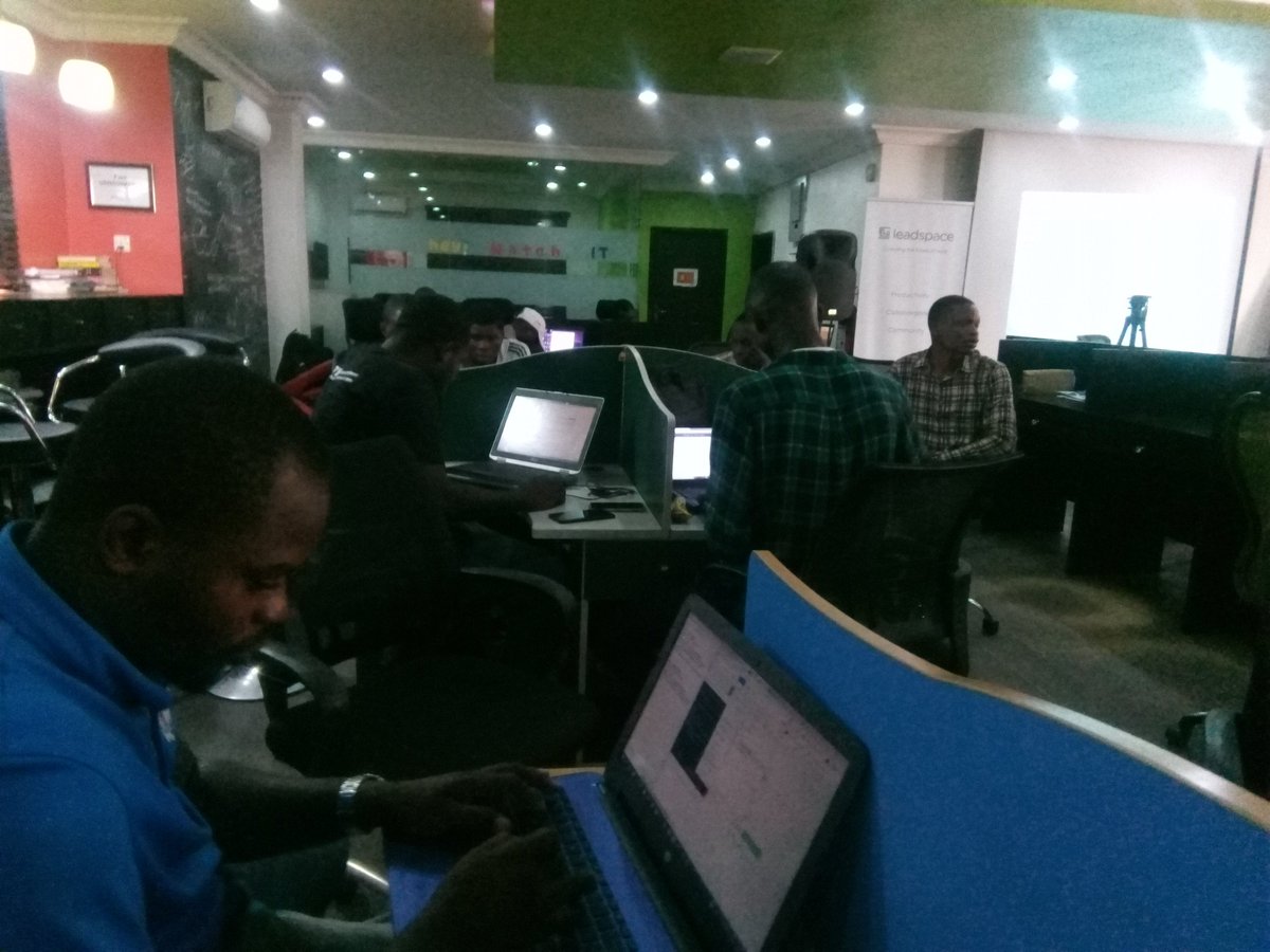 TaiwoOlayinka's tweet photo. Other team members will clone the repository and update the exact document with their name and expectation too. The other team members will also push it to the repository too. #DufunaCodeCamp @paradigmhq @dufuna_org https://t.co/XE0Qro6zjM