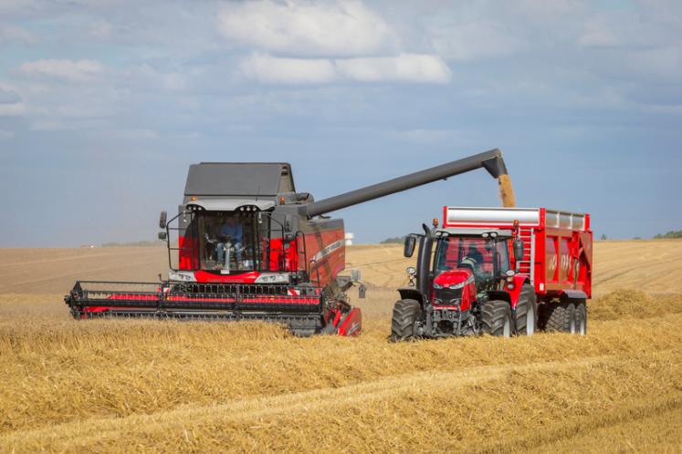 LoranG76's tweet photo. #JeuDesDifferences
#1920vs2019
Combien voyez vous de différences ?
Une seule, 100 ans d'écart
La faux pour faucher les 🌾
Le fléau pour battre le🌾
La paillasse pour stocker le 🌾
La gerbière pour stocker la paille
Alors les nostalgiques, c'était mieux avant? https://t.co/ZIdCNsj3b7