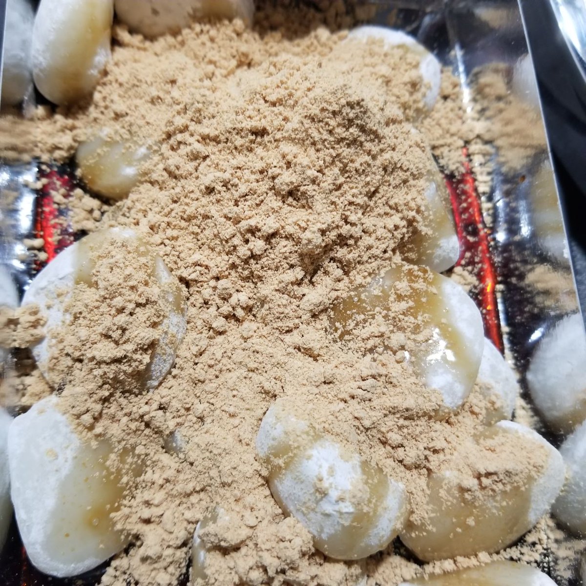 XFeventOTA's tweet photo. 【協力店①】餅甚
創業300年の超老舗和菓子屋さんです。
オススメはなんといっても名物「あべ川餅」。信じられないくらいフワッフワのお餅に上品な黒蜜と香ばしい黄な粉をかけて、出来ればその日のうちに！目からウロコが落ちますよ！
#ingressFS
#FSOtaHeiwajima
#大田区 https://t.co/iIEqTvJUCj