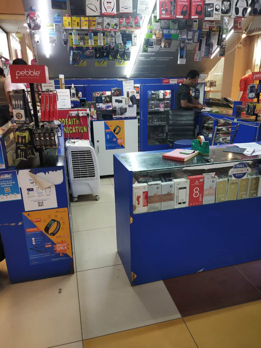 aifusion1's tweet photo. Day 2 of aiFusion Super Launch In NCR.

Now get the best quality branded accessories in NCR by aiFusion.

Rush to GoodFaith Communication, Hong Kong Bazar, Sector 56, Gurgaon, to avail your special offer by @aiFusion 

@aifusion1 https://t.co/EjtrB8kgaH