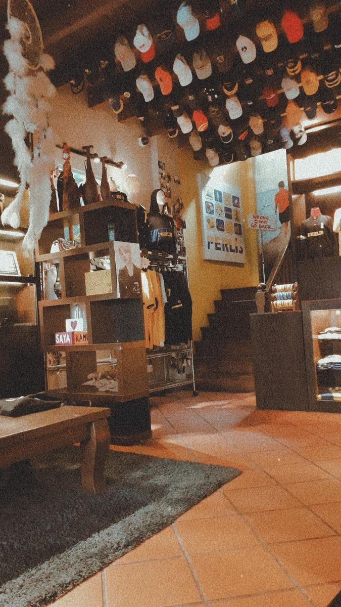yrilya's tweet photo. So warm and cosy.
#OurFall_ParkJimin_InMY #ParkJimin #FALLINYOUPJM19 #LovelyJiminDay https://t.co/suReJf0FIq