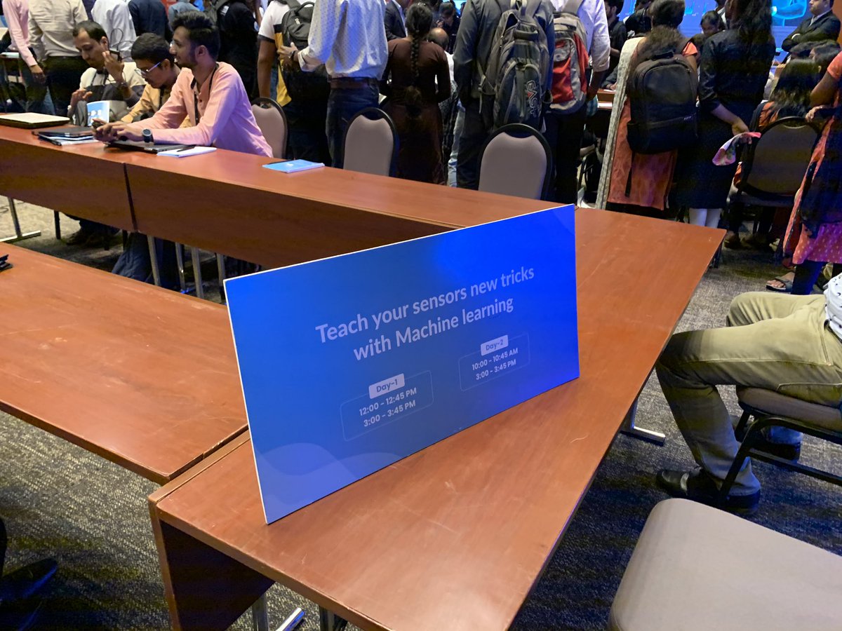 janjongboom's tweet photo. The Things Conference India is almost a wrap. So much conversations, energy and selfies! Let’s grow this thing together.  @thingsconindia #getconnected https://t.co/dOZV1Dzg6b