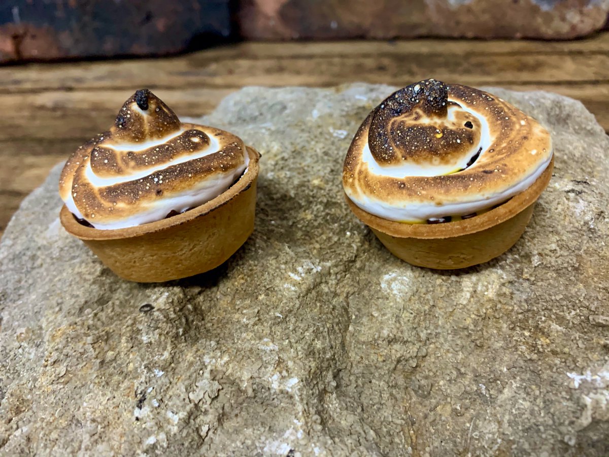 Christopher Burt tweet media