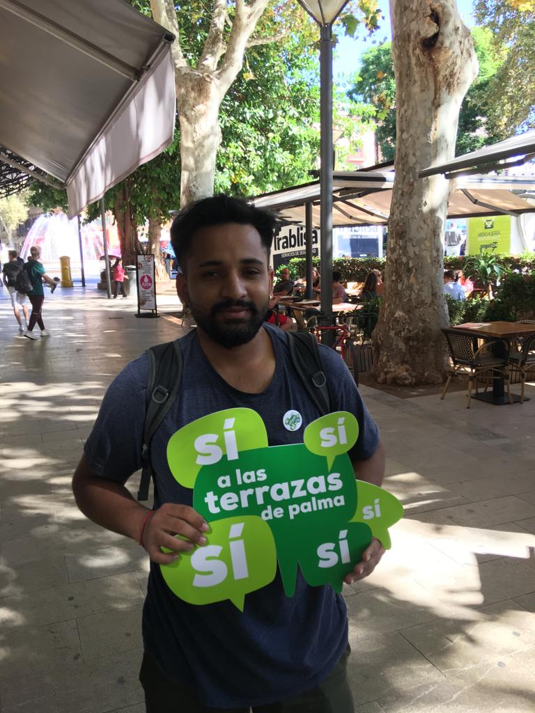 sialasterrazas's tweet photo. Sí a la convivencia... porque en Palma cabemos todos! Si todos respetamos las normas, la convivencia de ciudadanos y terrazas es posible! Las terrazas dan vida a la ciudad! Di Sí a las terrazas de Palma #sialasterrazasdepalma #viviryconvivir #viureiconviure https://t.co/OyJNbnIJt8