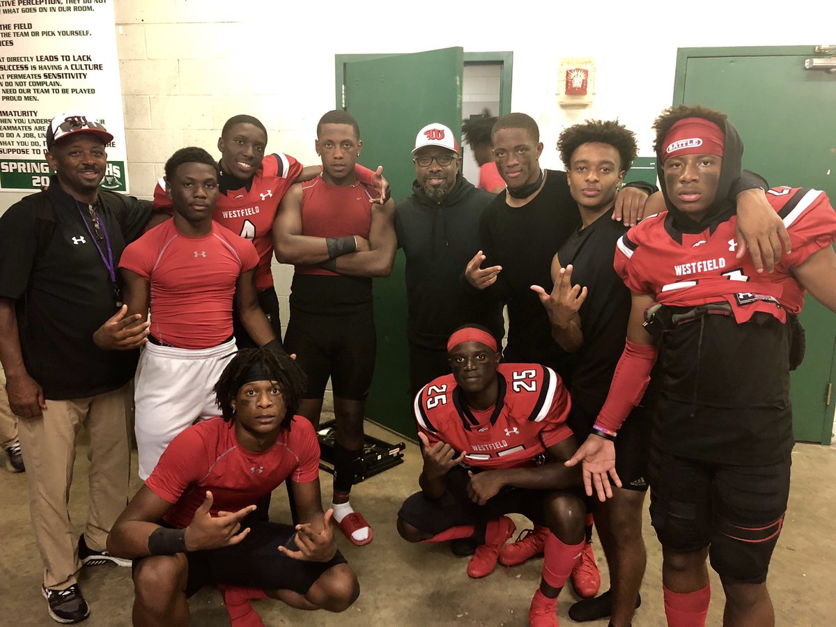 SherwinsTweets's tweet image. #LockerRoomVibes these @fb_westfield Mustangs played solid tonight.  Last locker room celebration at #LeonardGeorgeStadium 49-6 vs. Aldine MacArthur @Teamseth_21 @KayCraig_ @Tiki_TTG05 @lockupjay @AjOdums @4real_lilJ @DeqariusC
