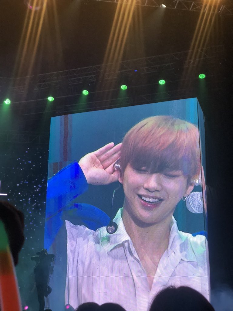 Danielcute_nuna's tweet photo. Daniel ๋ค๋
ค
You are not alone
Remember we(Danity) Love you Support you
@danielk_konnect
#WeLoveYouDaniel
#weloveDaniel
#KangDanielinManila #kangdaniel
#๊ฐ๋ค๋์ https://t.co/9O8FN2UBGF