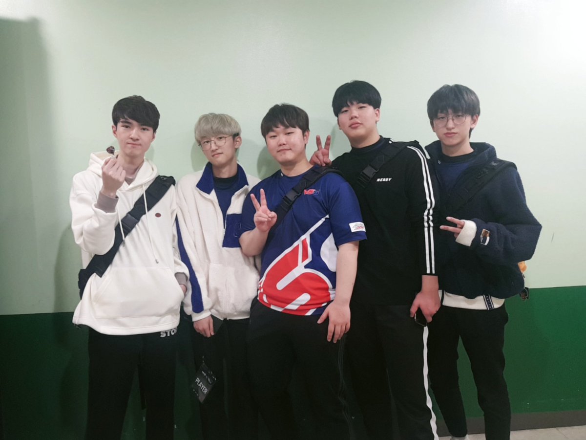 vsgteam's tweet photo. #TEAMVSG #PUBG 의 2019 #PGC 한국대표선발전 결과 최종 8위로 마무리했습니다.
아쉬운 결과지만 앞으로 더욱 열심히 노력해서 내년엔 좋은 결과 보여드릴 수 있도록 하겠습니다.
응원해주신 팬 분들께 감사의 말씀 드립니다.

#Starlord #Hulk #Daengchae #Hwan2da #Foxy #VSGWIN✌🏻 #브스즈 https://t.co/Ug8tVZMDiW