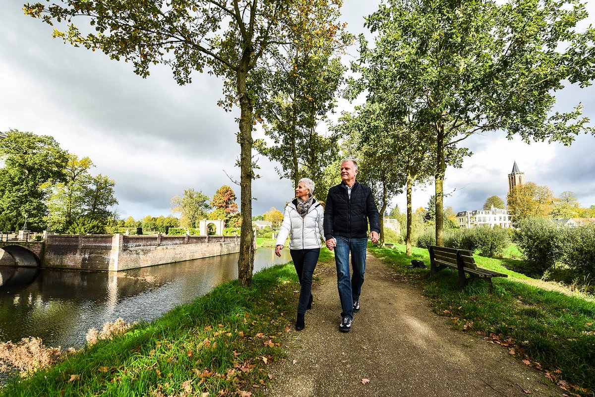 Wandelen in de provincie Utrecht is prachtig! Of je nu een culturele stadswandeling wil maken, er op uit wil met de kinderen of uren wilt struinen door de natuur. 
<a href="/routesinutrecht/">RoutesinUtrecht.nl</a> heeft de mooiste wandelroutes voor deze 🍂 herfst op een rij gezet. #jebentzobuiten
