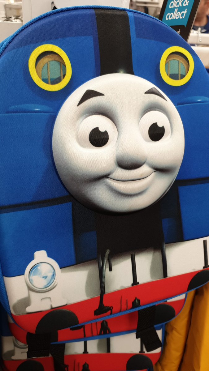 l4p4k's tweet image. How was Thomas the tank engine so popular, it looks like it should be in the Halloween section #Thomas #the #tankengine