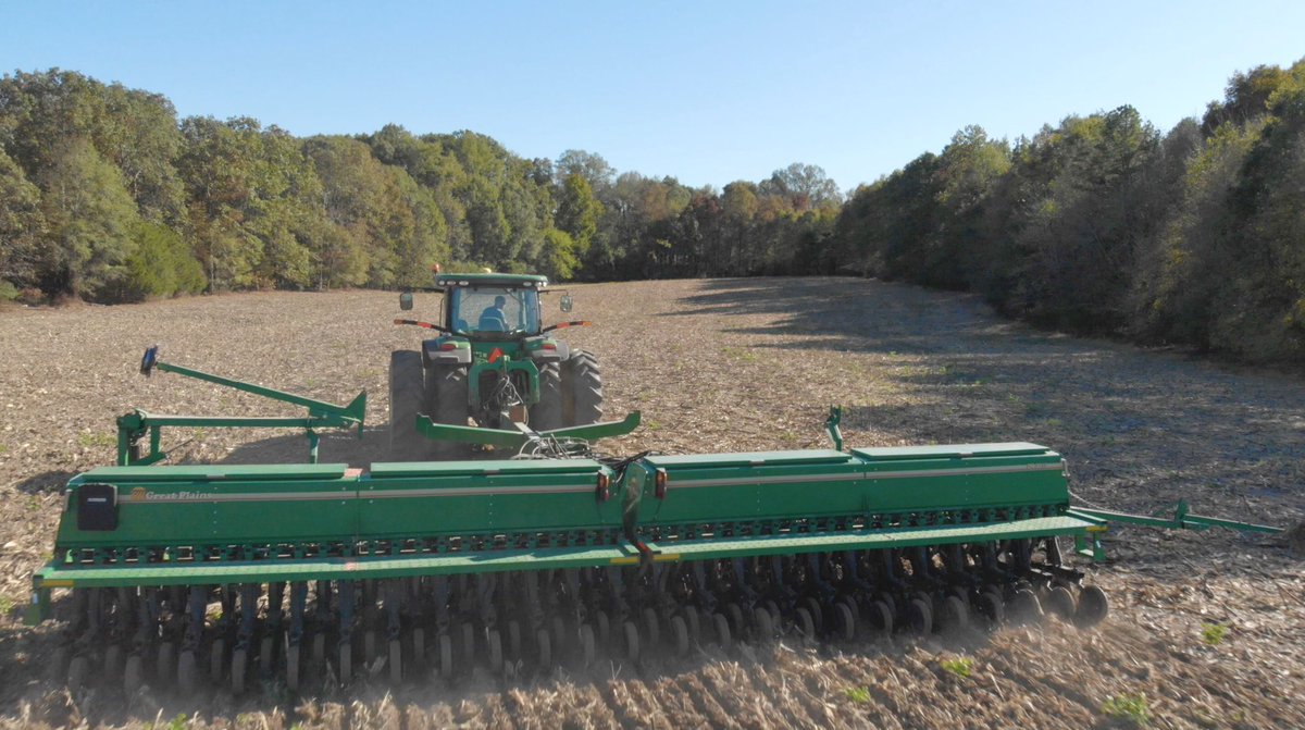 It's finally starting to feel a little more like fall this week--beautiful weather to put wheat in the ground here in Monroe, North Carolina!

<a href="/NutrienAgRetail/">Nutrien Ag Solutions</a> 
#LeadingTheField
#LeadingTheYieldSweepstakes