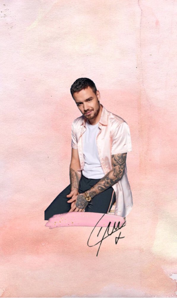 addictedoflou's tweet image. ☺️💫
#OneDirection #onedirectionedit