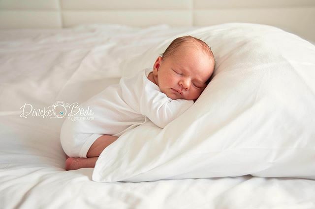 A brand new baby boy, to fill our hearts and lives with joy

@xmargreet19 
#newbornphotography #babyboy #precious #littleone #love #newbornbaby #newbornfotografie ift.tt/2P2Np0m
