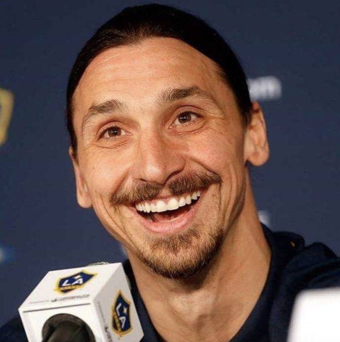 Football Tweet On Twitter Zlatan Ibrahimovic On Romelu Lukaku At United We Made A Bet I Ll Give You 50 For Every Decent First Touch You Make He Replied What Do I