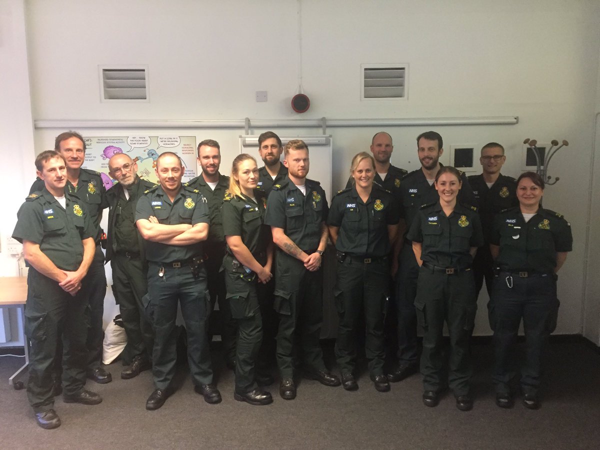 SECAmb_CCP's tweet image. Congrats to Cohort 12 for qualifying as CCPs and receiving your epaulettes, now out on the road for sign-off period. Lots of hard work, learning and enthusiasm from the past 2 weeks; now to put it into practice to care for our patients.