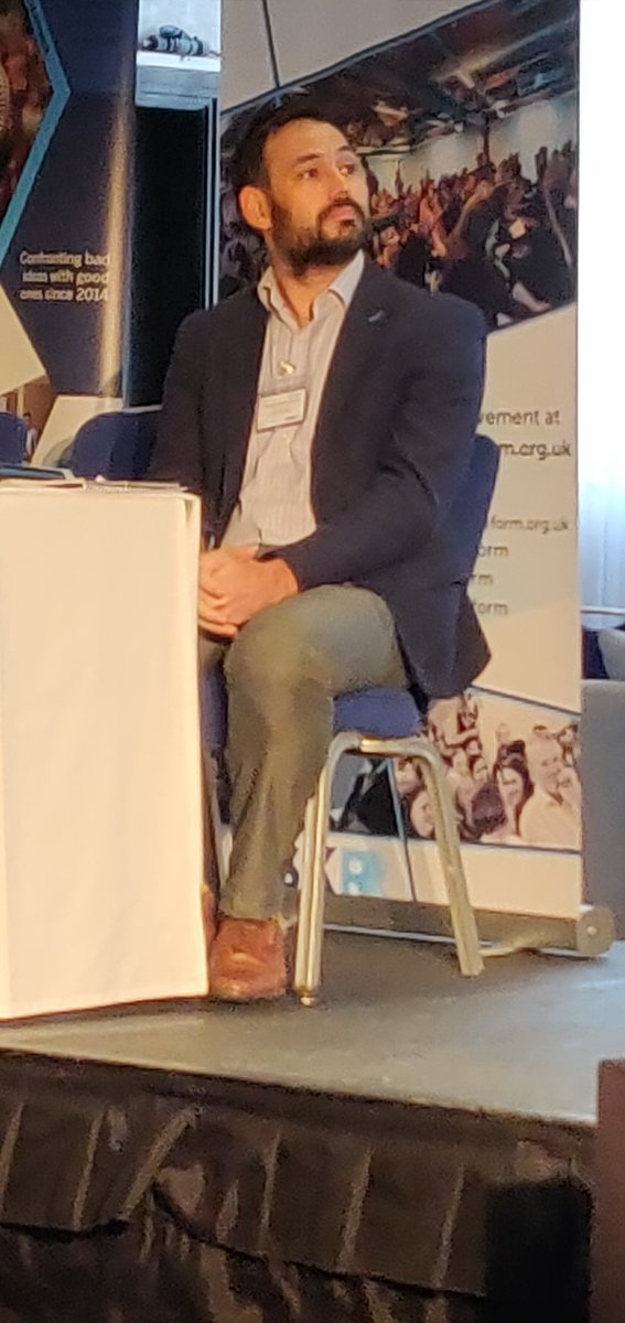 Emmajsalt's tweet image. @MRWPhysio asks should the term &apos;chartership&apos; mean more than just being qualified and paying our fees....should we make it a quality standard? #MSKR #MSKReform #TheBigRs