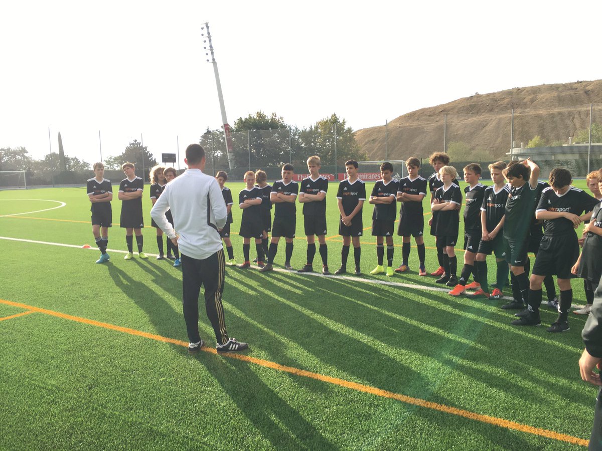 PPS_Sports's tweet photo. Coach Danny preparing the boys for their next drill. @PortlandPlaceHd @Alpha_PlusGroup @davidbradbury31 https://t.co/8KiybP7QEJ