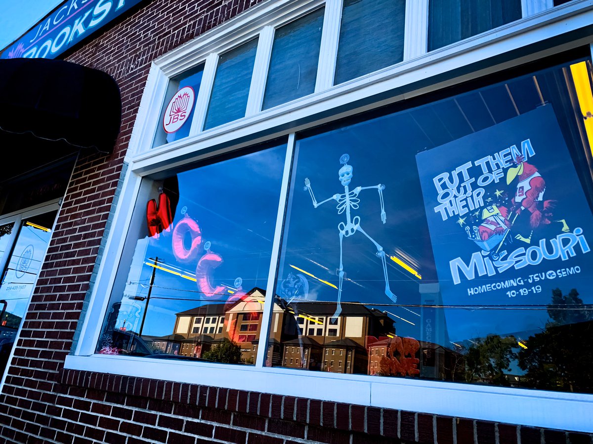 Wake up Gamecocks... it’s HOMECOMING! 🐔 We have tickets for $12 and will be here 8:30 until kickoff! #JBSonMtn #homecoming