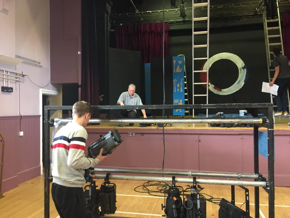 Peterboro_Opera's tweet photo. The stage is being set at Queen Victoria Hall! Can't wait to see the final setting! 🎭 #Oundle #POflute #PO50 #opera #Mozart #settingthestage @oundleboxoffice @oundlecom @OundleMusic @OundleChronicle @OundleInfo https://t.co/nPs8uOMeNj