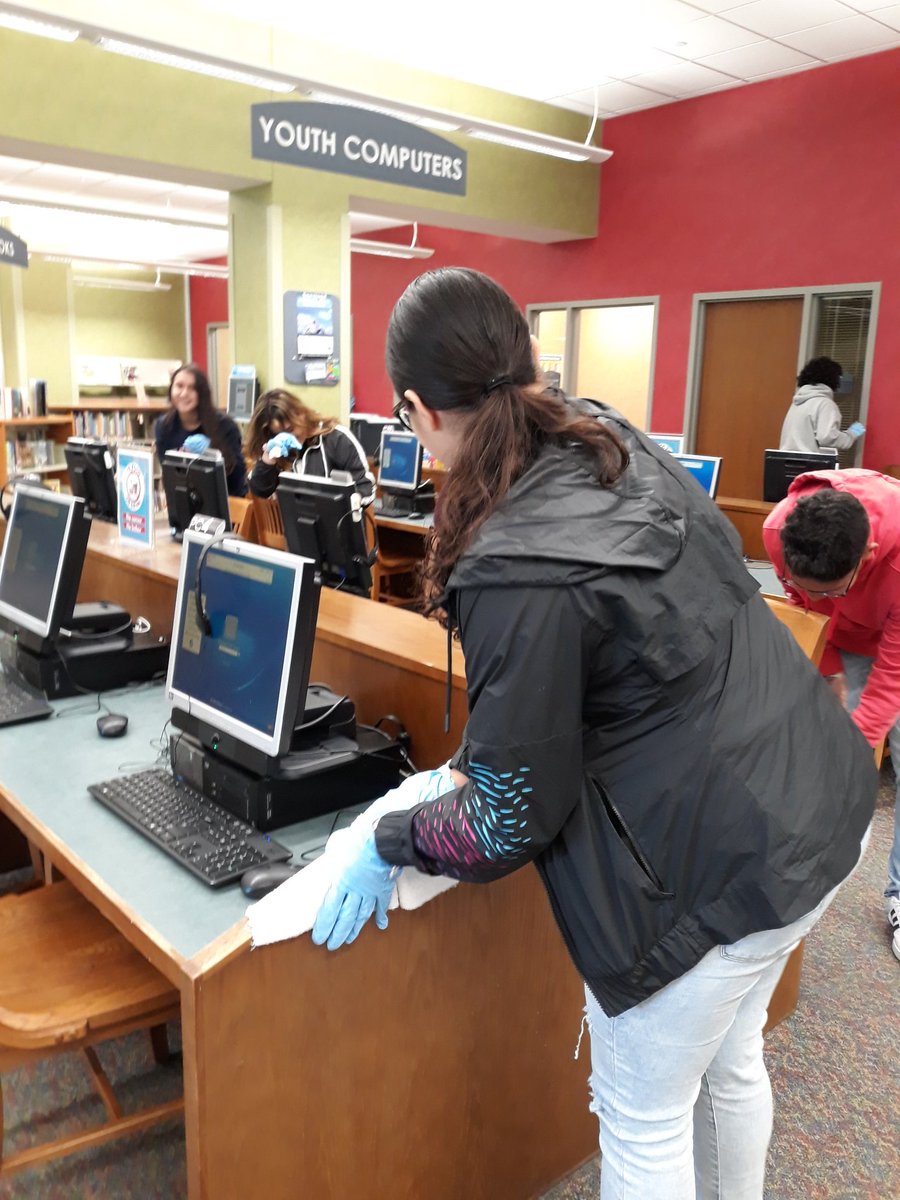 MBporro's tweet photo. Thank you Leyden's students for helping to improve our community.  Students at Northlake Library making a difference @LeydenPride @p_makishima @JasonMMarkey @npolyak @fholthouse https://t.co/kqShZ4tQeC